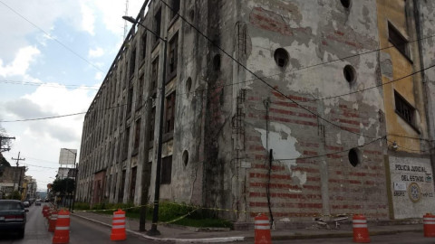 Cierran calle por trabajos de prevención en el viejo hospital