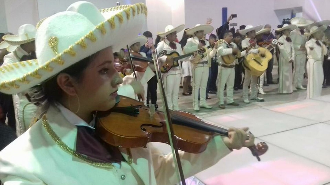 Tuvieron 67 jovencitas 'Mis XV'