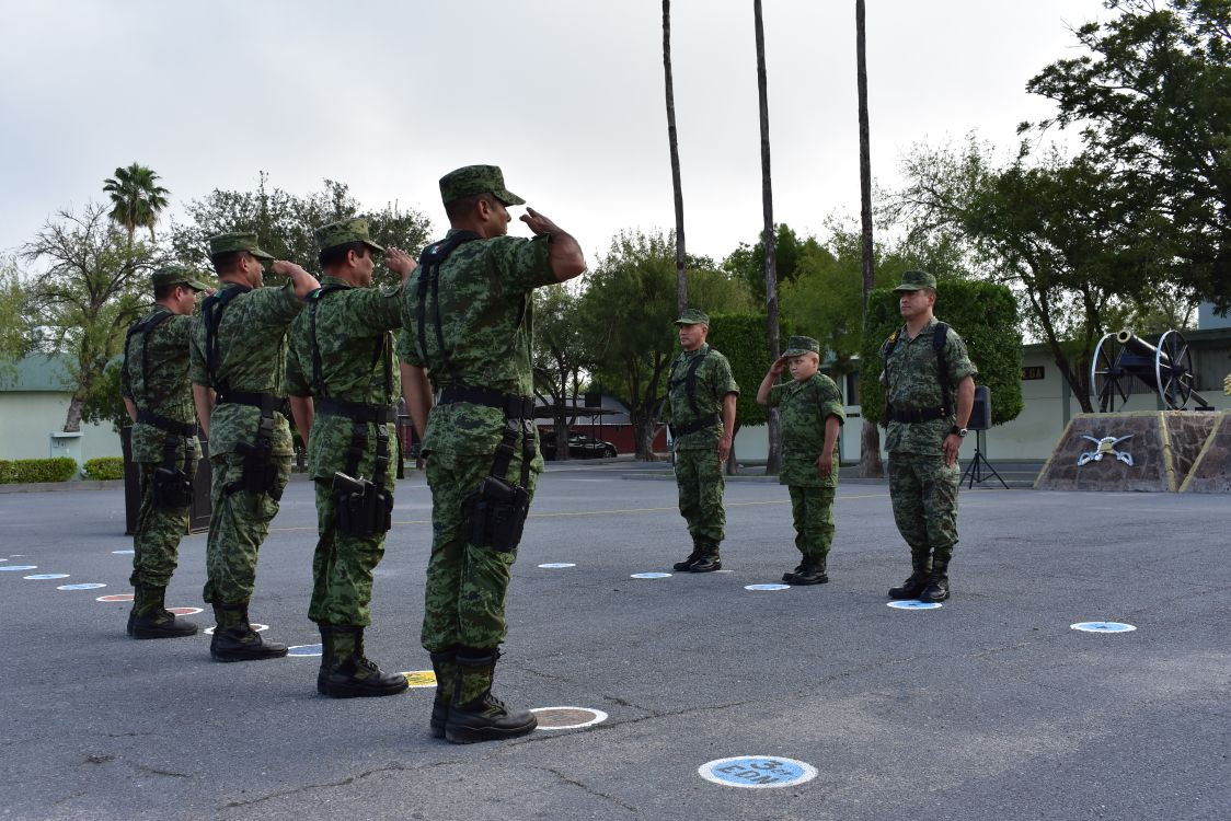 Juan Pablo Macarena es nombrado Soldado Honorario por un día