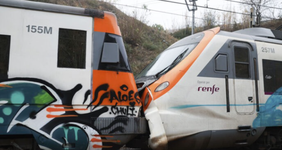 Choque de trenes en España deja 155 heridos