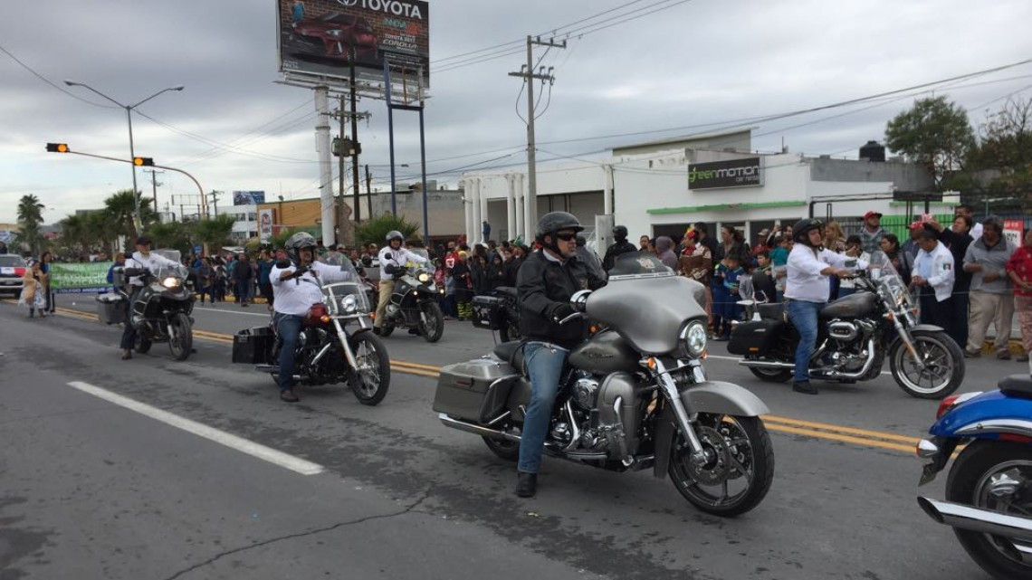 Conmemoran 39 contingentes Aniversario de la Revolución