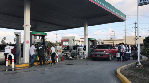 Compras de pánico en gasolinera de Matamoros