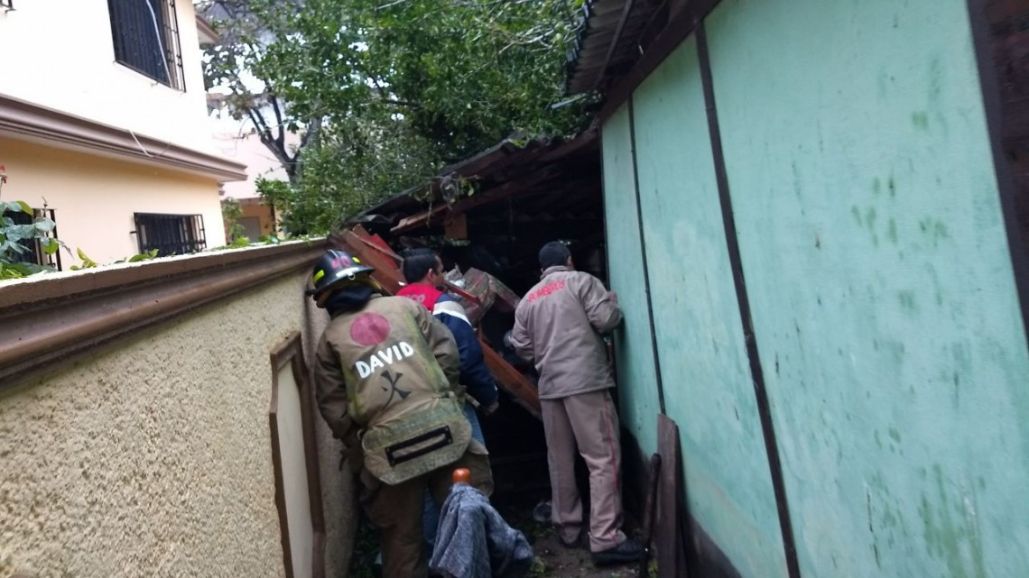 Por fortuna fue coque lo que transportaba el tren y no combustible: Bomberos