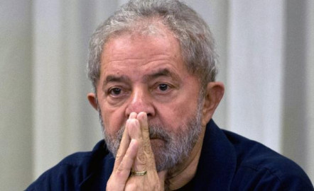 Condenan a Lula da Silva a 9 años y medio de prisión