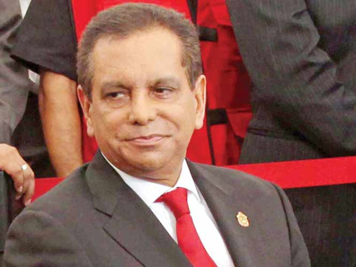 Renuncia Fidel Herrera como Cónsul de México en Barcelona