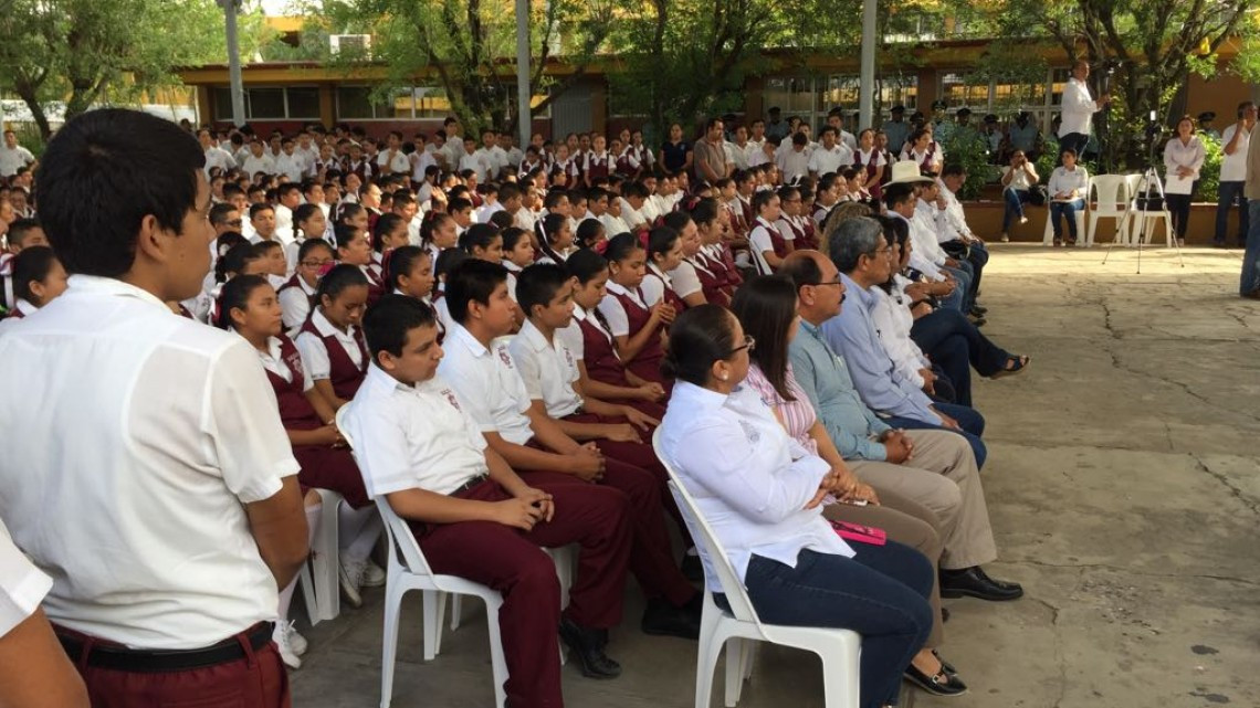 Continúa programa de lentes a bajo costo promovido por DIF