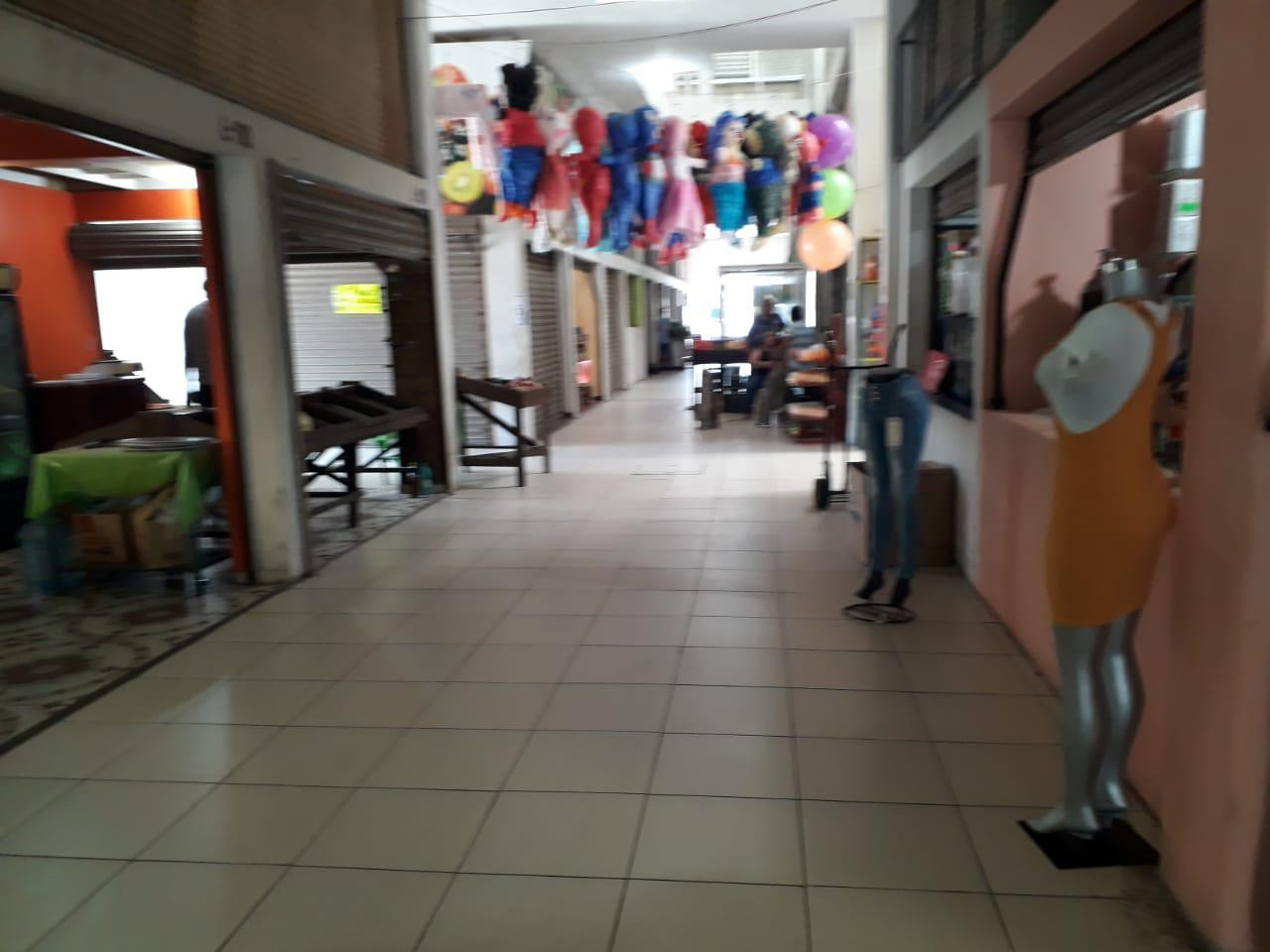 Locatarios del Santander avanzan en busca de concesiones