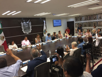 Aprueba Cabildo donación de casas para regalar a padres