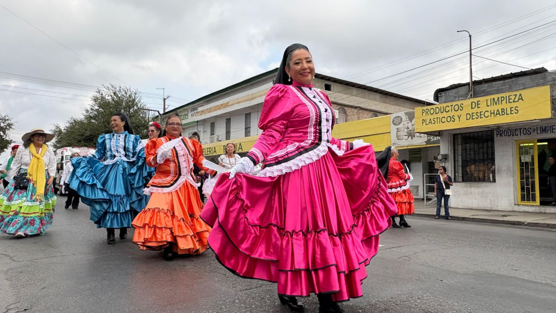 Reviven los Héroes y adelitas de la revolución 