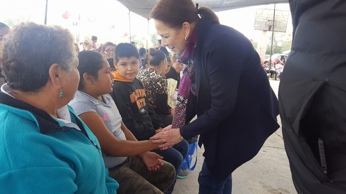 Asiste presidenta de DIF Matamoros como invitada a posada navideña