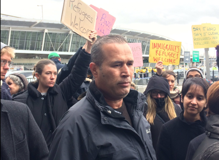 Liberan al primer refugiado detenido en EU