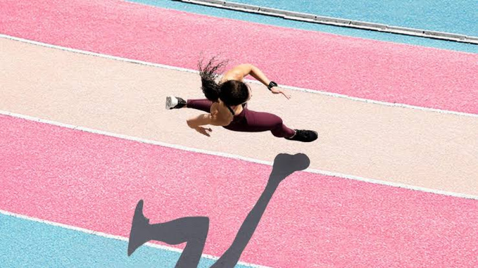 Comité Olímpico de EU prohíbe participación de mujeres transgénero en deportes femeninos