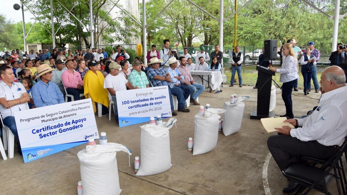 Entregan 100 toneladas de semilla de soya certificada a productores de Altamira