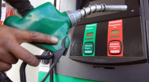 Profeco sólo vigilará abasto ante liberación de precios de gasolina