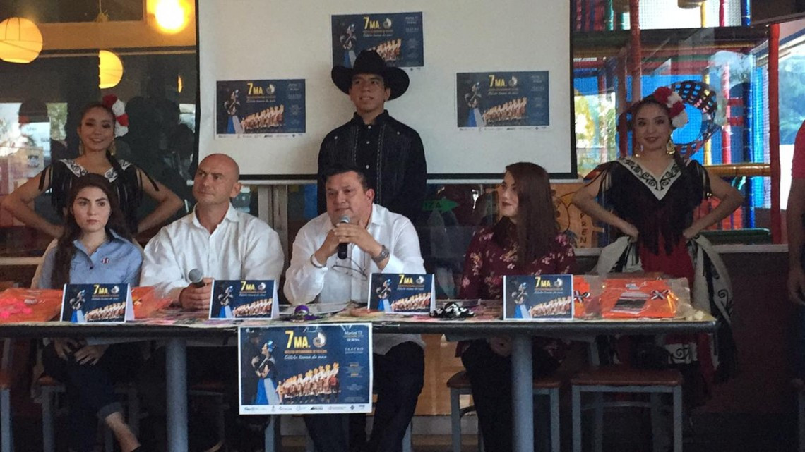 Mañana gran gala internacional de folclore "Cálida tierra de mar"