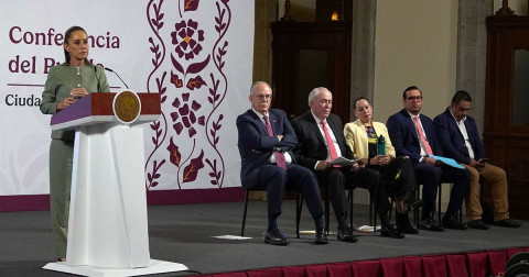 Stellantis no disminuirá empleos, pausa es temporal: Sheinbaum