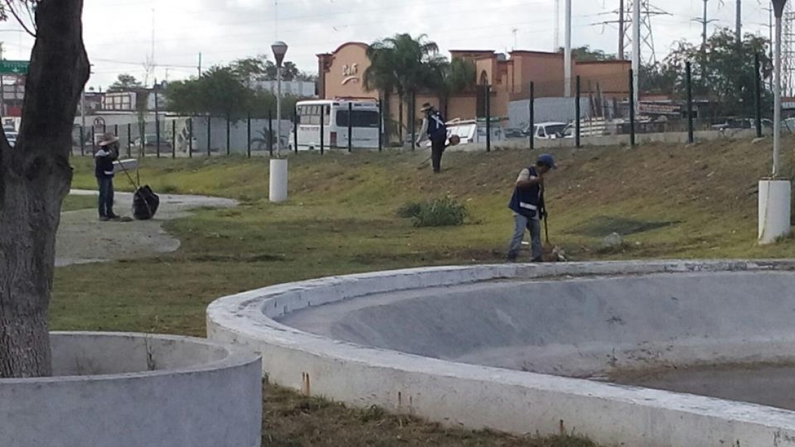 Realizan limpieza en principales zonas de la ciudad