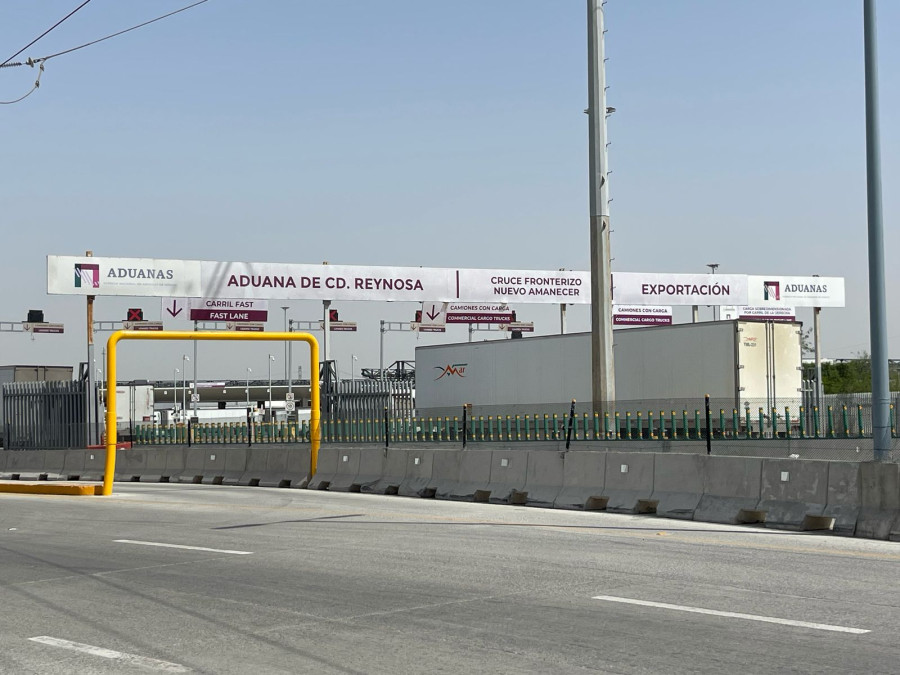 Aumento de aranceles disminuye tráfico de carga en Puente Pharr