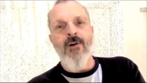 Miguel Bosé tiene buena salud, asegura su manager 