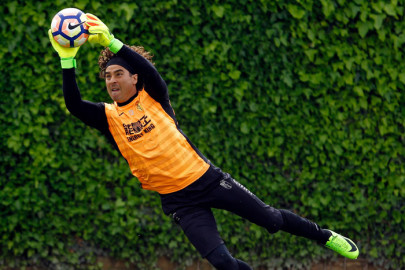 Ochoa le arrebata el título del más goleado a Ignacio Aizpurúa