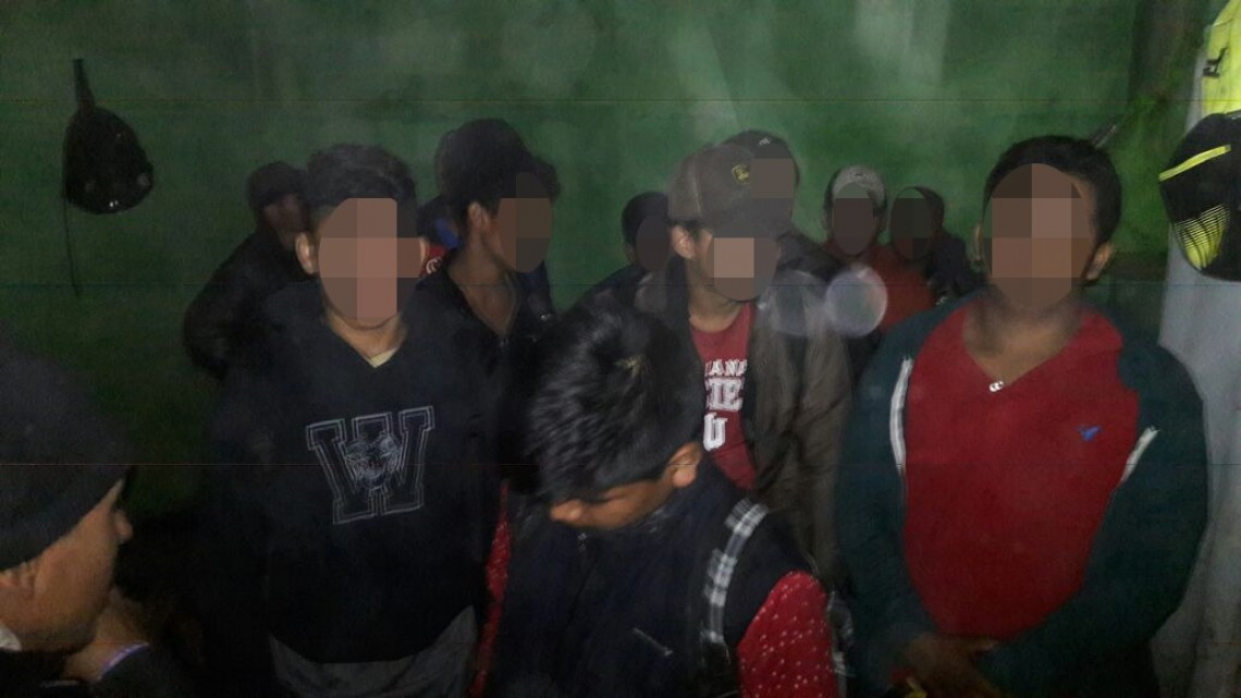 Rescatan a migrantes de una casa de seguridad en Matamoros