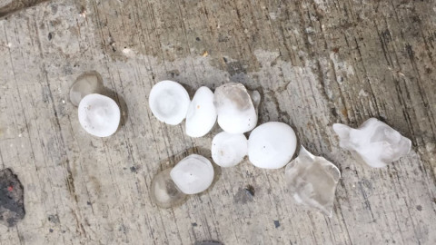 Inesperada granizada sorprende a Matamoros