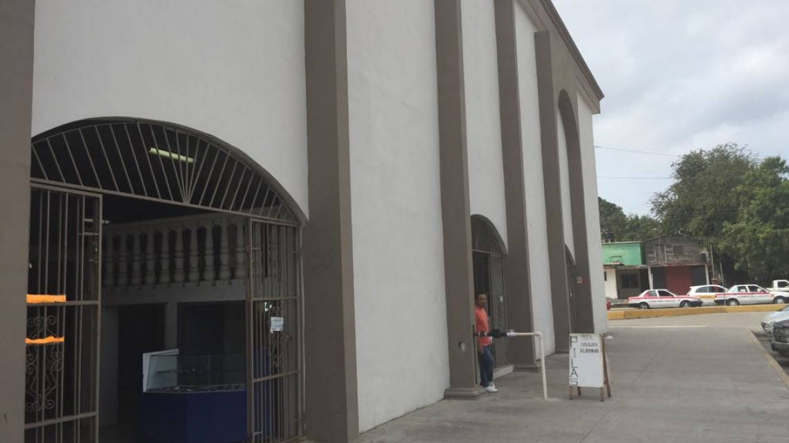 Detenido proceso de regularización de mercados municipales