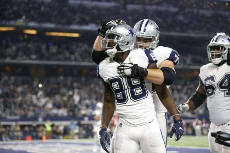 Cowboys gana en el jueves de NFL a los Redskins