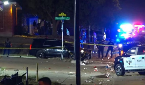 Tiroteo en Texas deja 3 muertos y 8 heridos tras un festival por el 4 de julio 