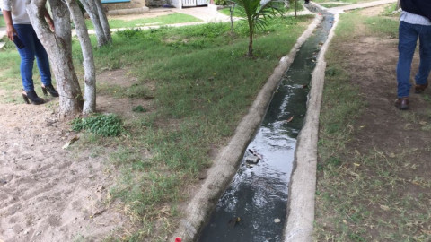 Aguas negras afectan a vecinos del fraccionamiento villas de Altamira