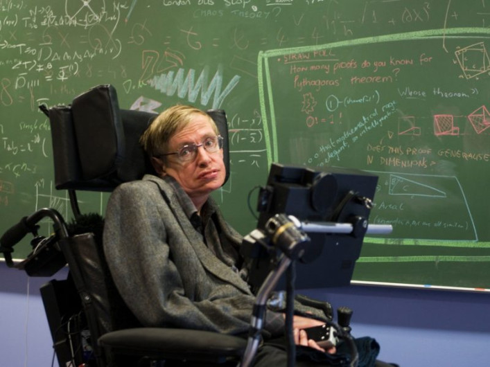 IA representa grandes riesgos: Hawking