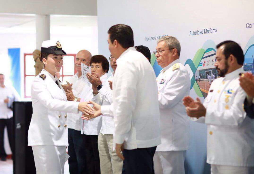 Primera Zona Naval conmemora el LXXV aniversario del día de la Marina