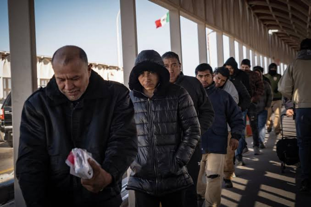 Más de millón y medio de migrantes se han deportado voluntariamente de EU