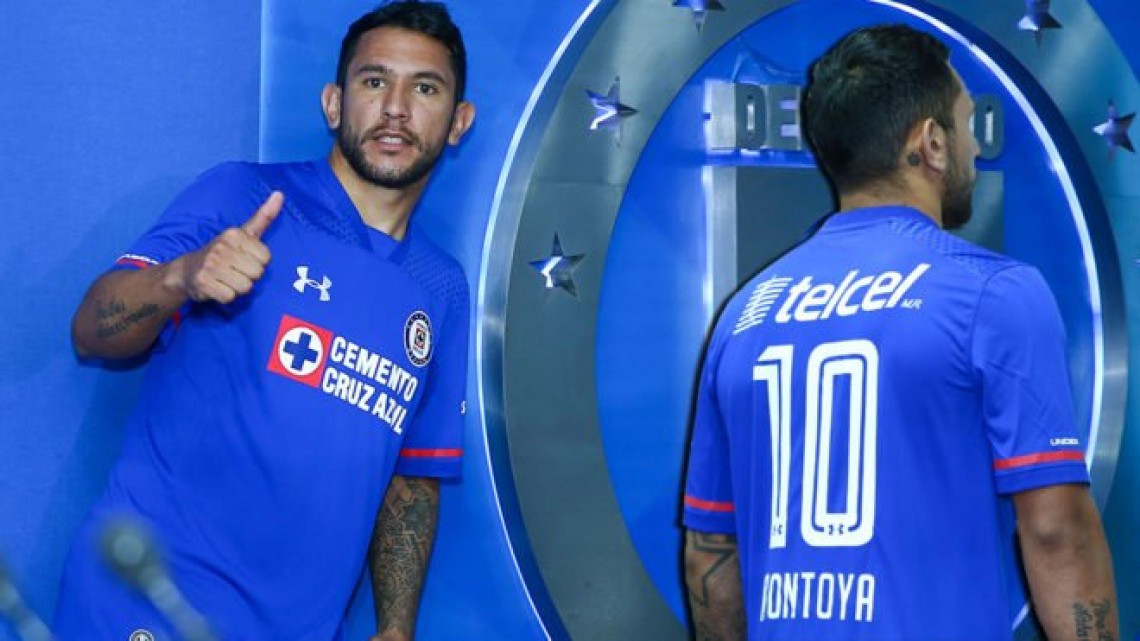 Walter Montoya es presentado oficialmente con Cruz Azul