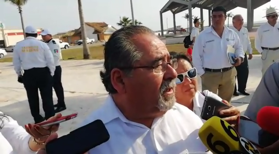 Clausura Ayuntamiento 2 estacionamientos en playa Miramar
