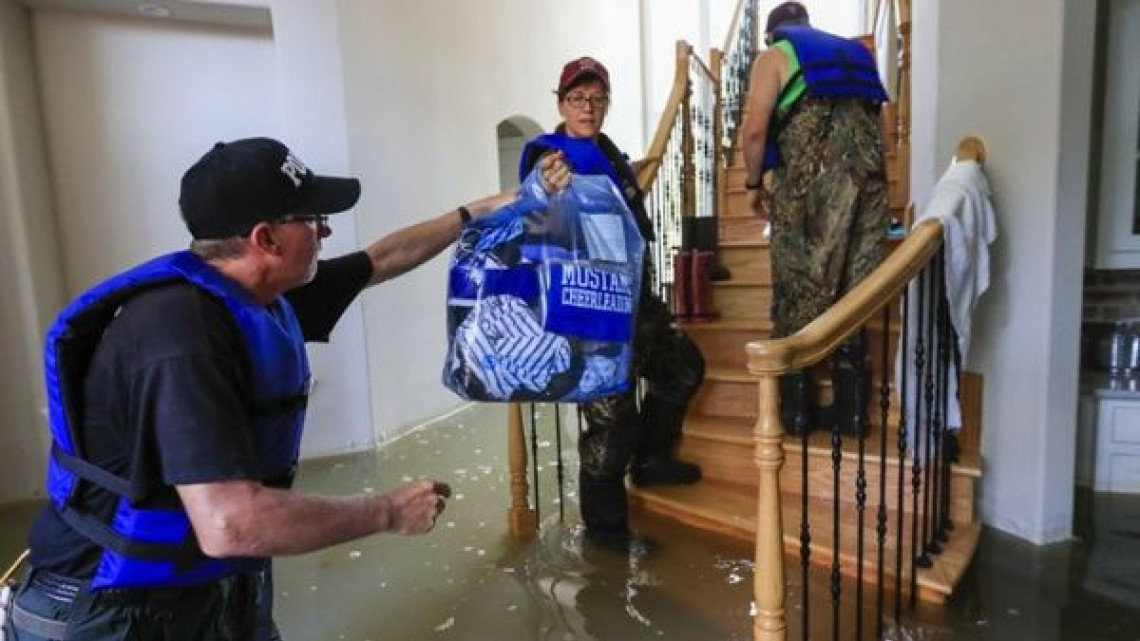 Suman ya 50 muertos por Harvey en Texas