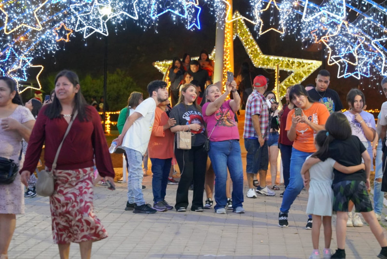 Invita Alcaldesa Carmen Lilia Canturosas Villarreal a disfrutar del 'Vivero Mágico'