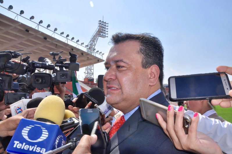 Procuradores se envían órdenes de aprensión por whatsapp