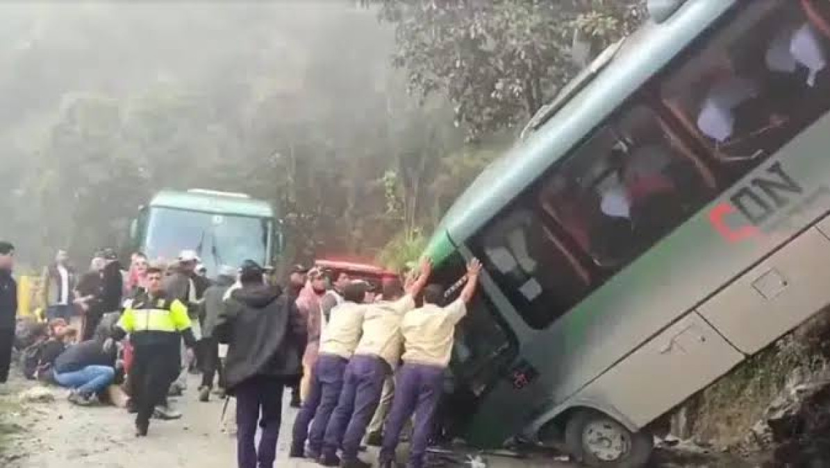 Vuelca autobús en Machu Picchu: hay mexicanos heridos