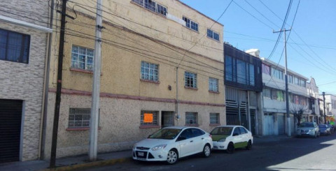 Mujer es estrangulada en un hotel de Toluca