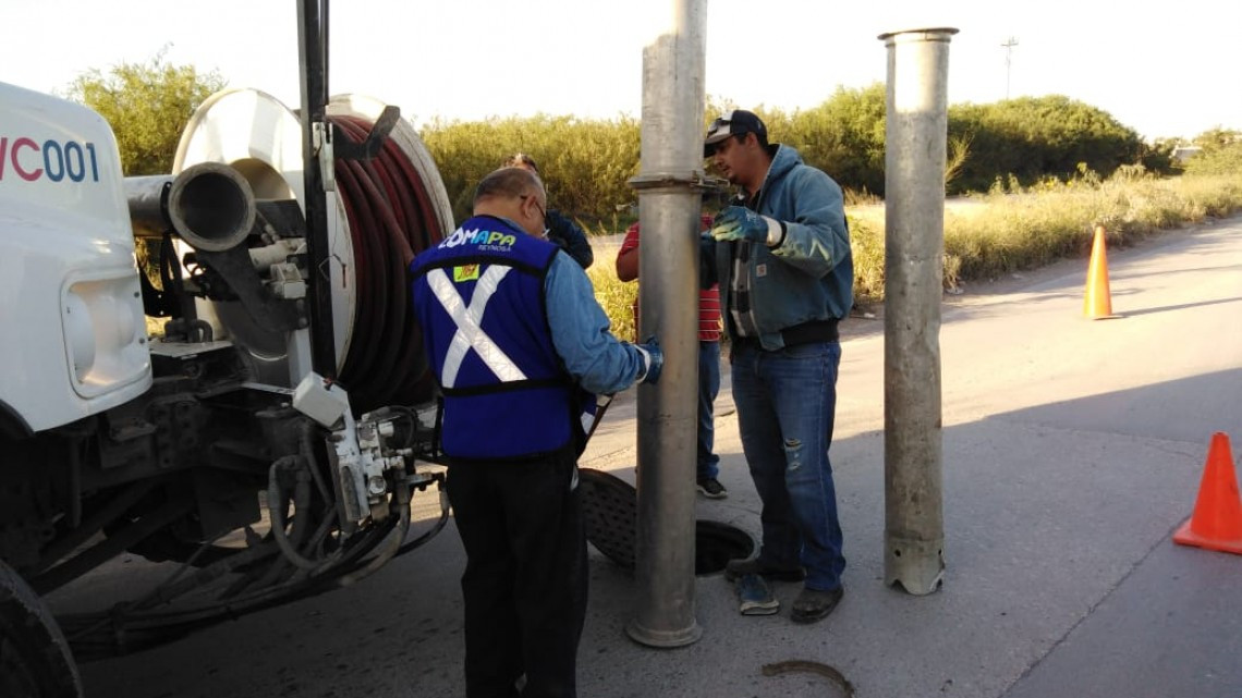 Efectiva atención de COMAPA en fraccionamiento Las Palmas  