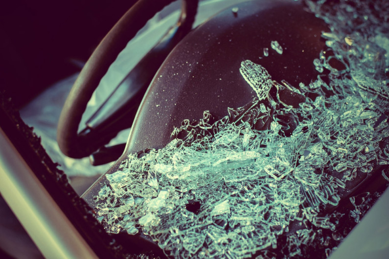 Conductor muere tras aparatoso accidente en Mission