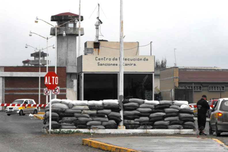 Organizan bodas al interior del CEDES