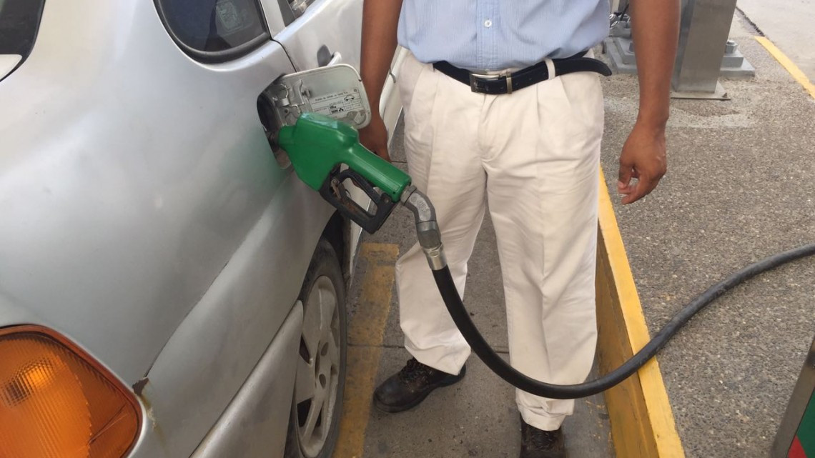 Inmovilizan bombas de gasolina por fallas en el conteo de suministro de combustible