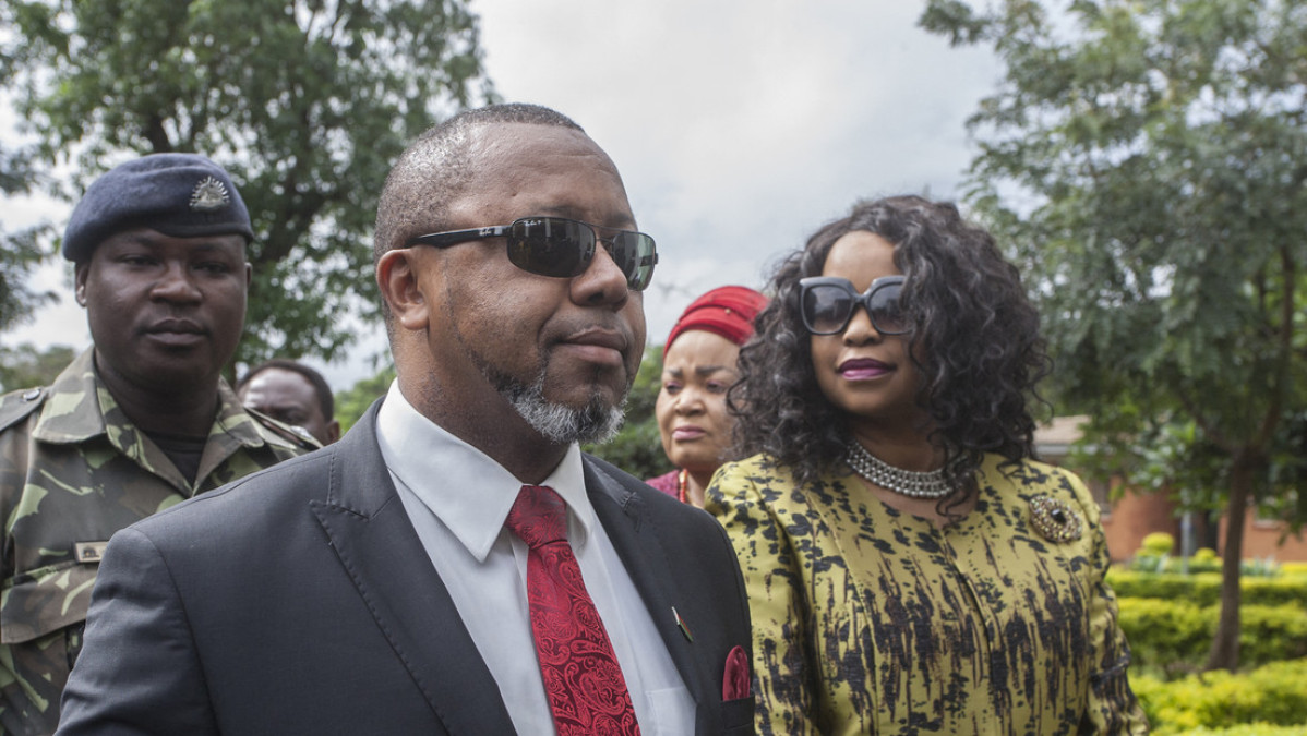 Reportan desaparición de avión que transportaba a vicepresidente de Malawi, Saulos Chilima