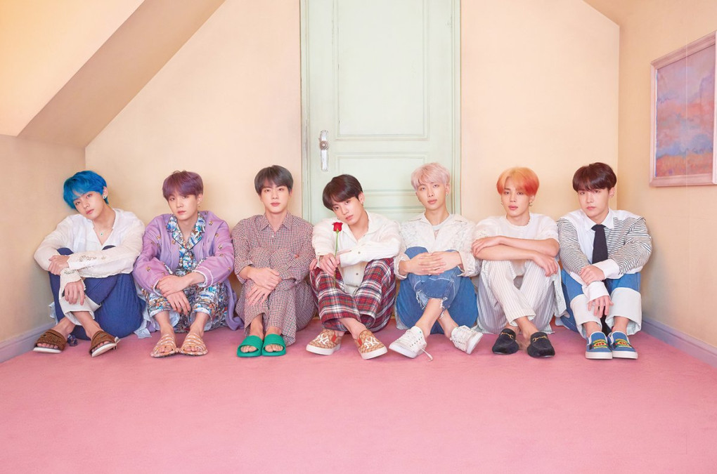 BTS alcanza a the Beatles en el Billboard 200
