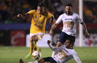 Tigres saca ventaja en el volcán ante Pumas