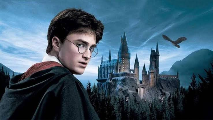 ¡Increíble! Warner Bros coloca figura gigante en Londres por aniversario de Harry Potter