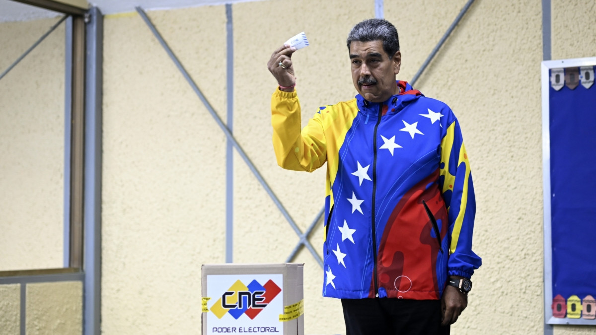 Consejo Electoral de Venezuela perfila triunfo de Maduro, sería su tercer mandato