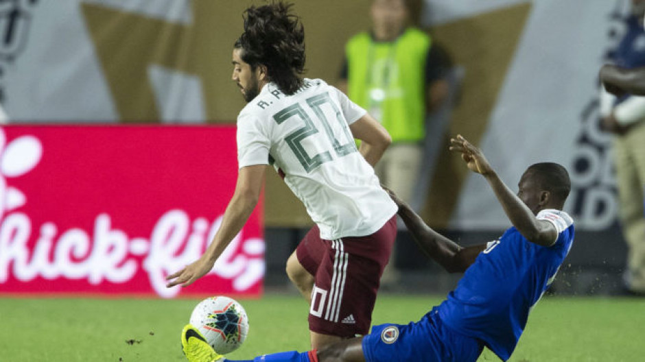 Sin convencer, México es el primer finalista de la Copa Oro